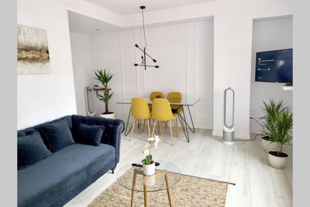 New Gorgeous Central Apartment - Beachfront - 3 Bd San Sebastián Esterno foto