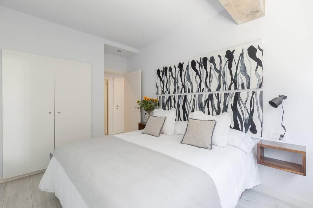New Gorgeous Central Apartment - Beachfront - 3 Bd San Sebastián Esterno foto