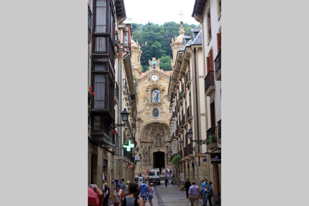 New Gorgeous Central Apartment - Beachfront - 3 Bd San Sebastián Esterno foto