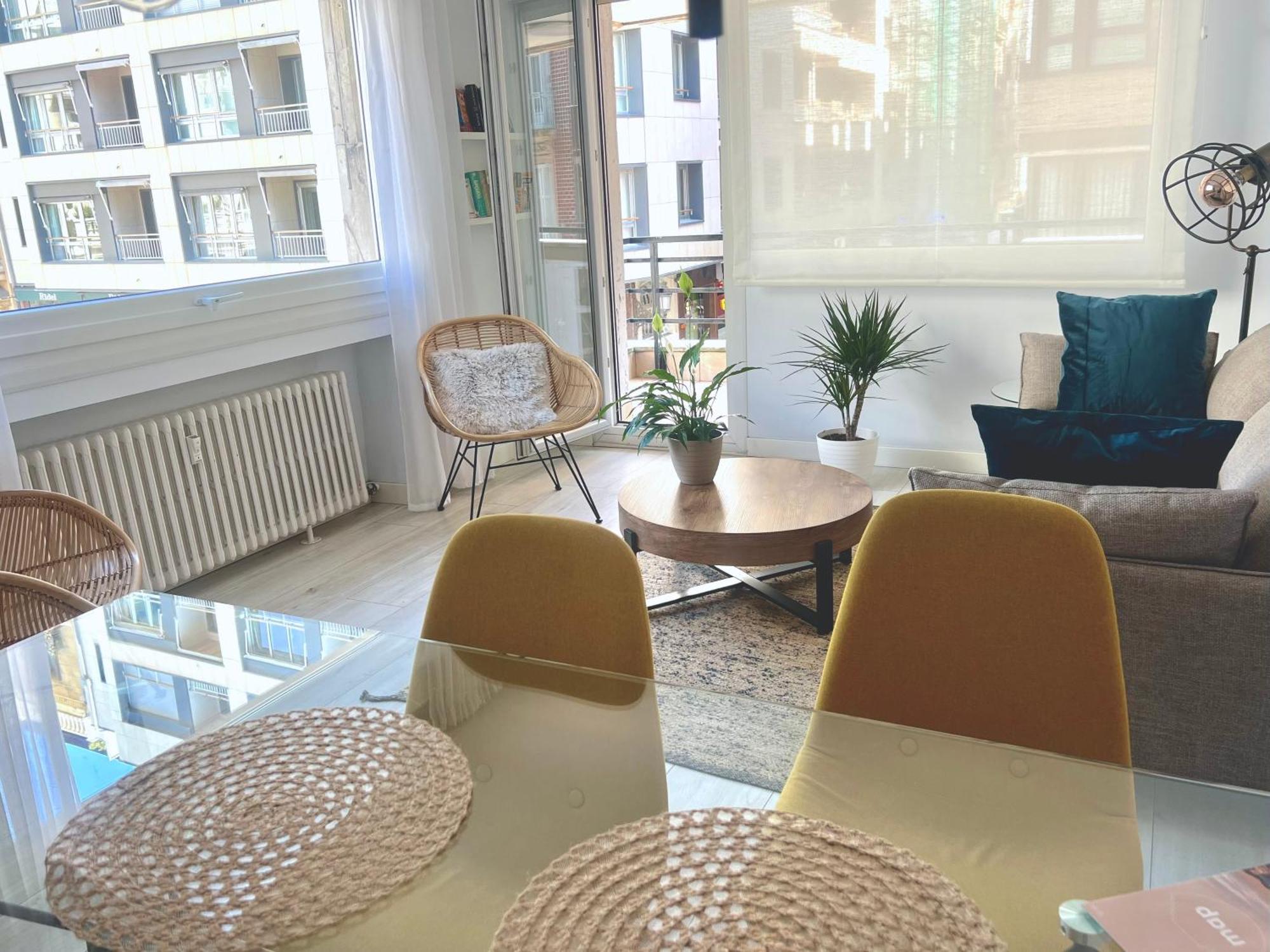 New Gorgeous Central Apartment - Beachfront - 3 Bd San Sebastián Esterno foto